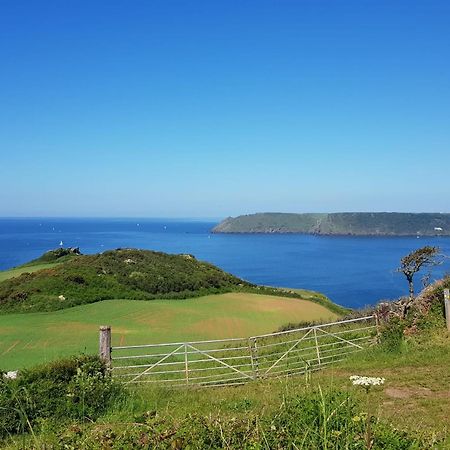 'Sea Glimpse' In The Coastal Devon Village Of East Prawle West Prawle Exterior photo