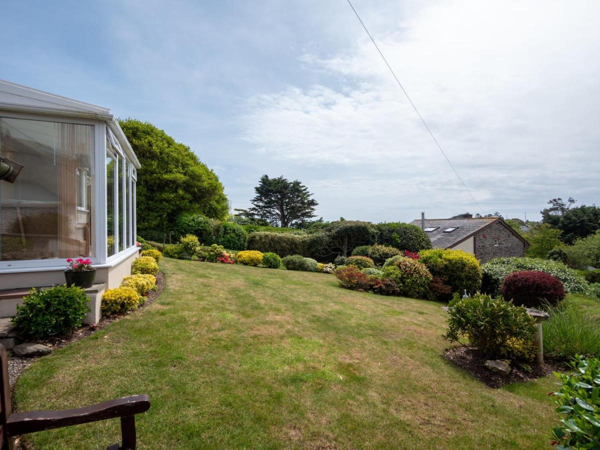 'Sea Glimpse' In The Coastal Devon Village Of East Prawle West Prawle Exterior photo